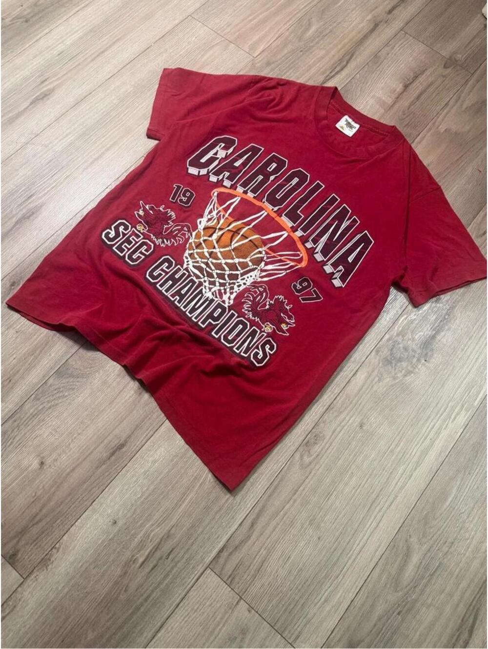 90s South Carolina Gamecocks basketball tee